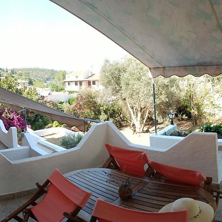 Athina Studio Apartments Kerveli Exterior foto